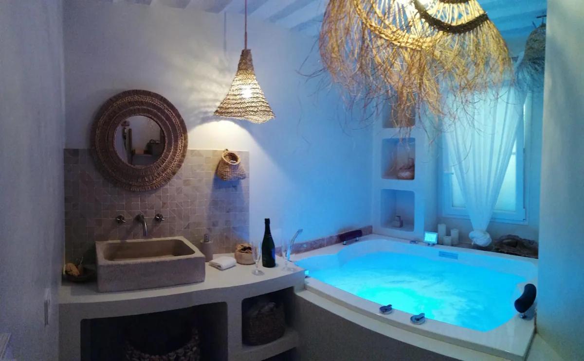 L'Autre Perle, Balneo En Supplement, Le Clos Des Perles Tourtour Exterior photo