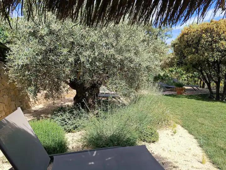 L'Autre Perle, Balneo En Supplement, Le Clos Des Perles Tourtour Exterior photo