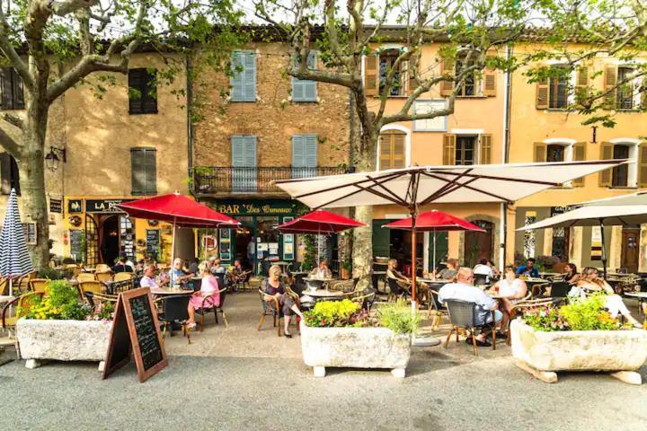 L'Autre Perle, Balneo En Supplement, Le Clos Des Perles Tourtour Exterior photo