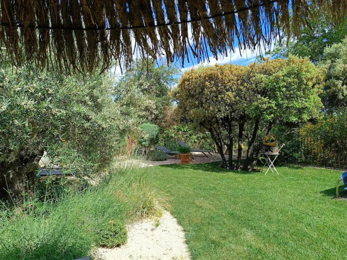 L'Autre Perle, Balneo En Supplement, Le Clos Des Perles Tourtour Exterior photo