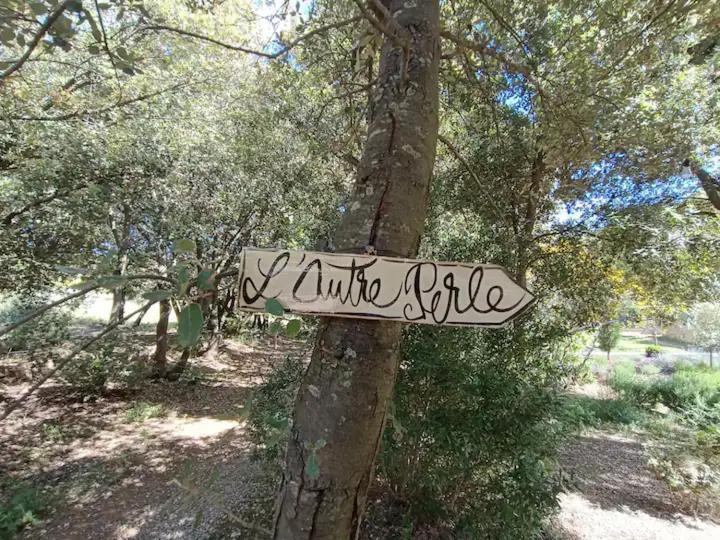 L'Autre Perle, Balneo En Supplement, Le Clos Des Perles Tourtour Exterior photo